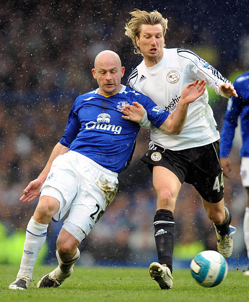 通过中场密 通过中场密